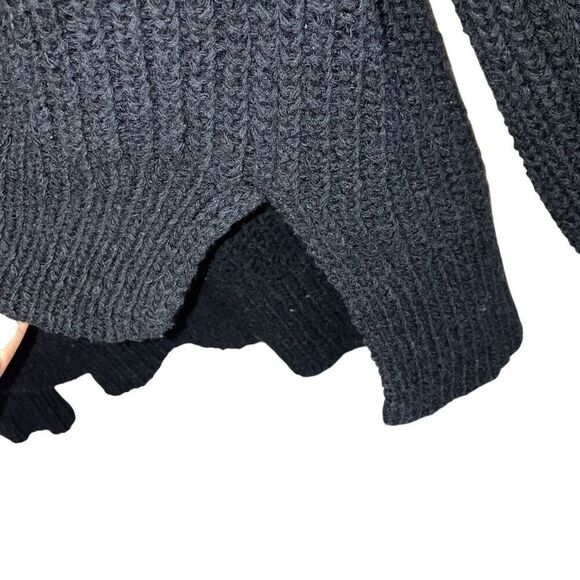 467. Madewell black knit scoop neck long sleeve sweater size small - Picture 2 of 5